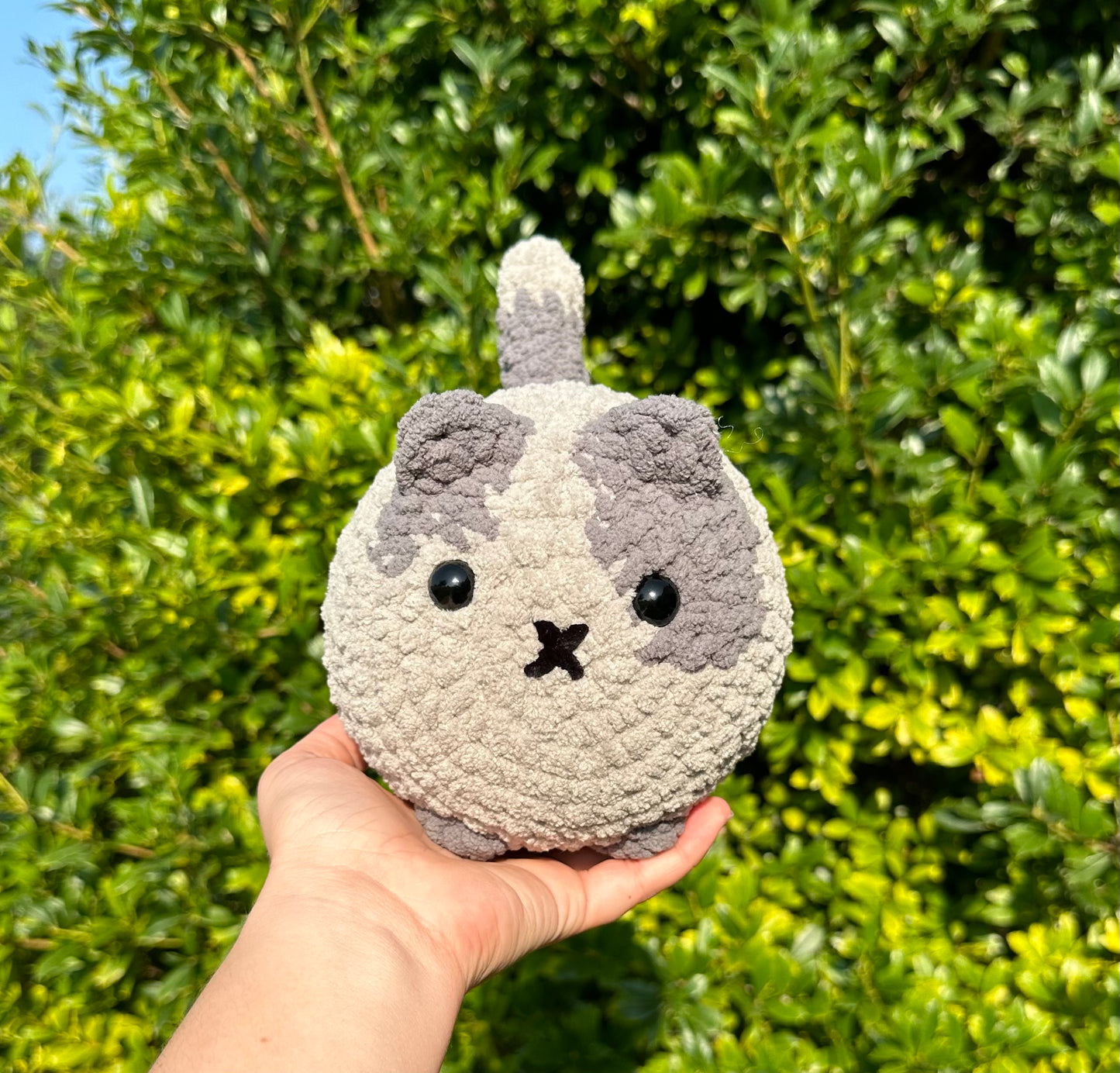 Crochet loaf cat