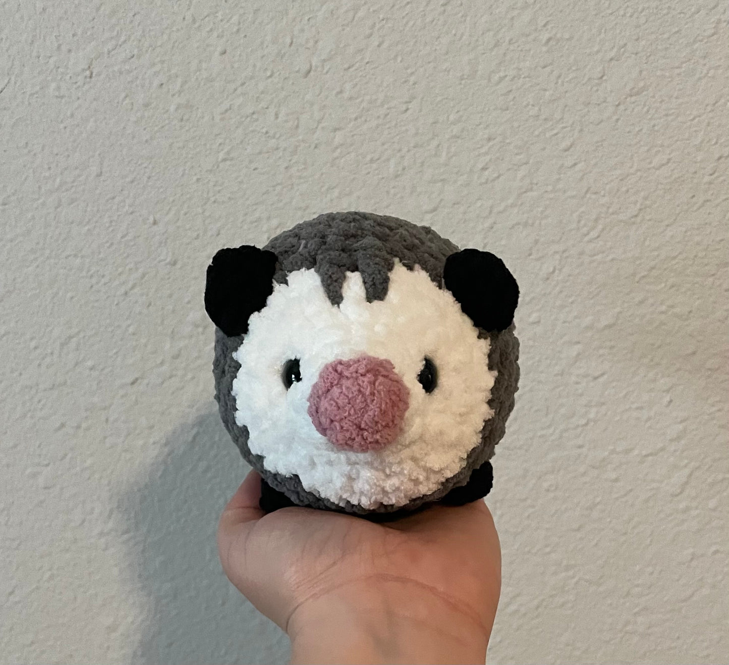 Crochet opossum